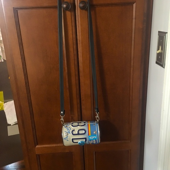 🧳♻️BNWOT Up-Cycled State of Montana License Plate Crossbody Bag - Picture 2 of 12